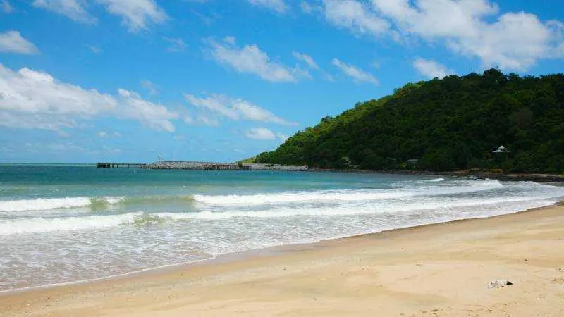 Praia das Campas- Estrutura, Sossego e Mar Calmo no Coração de Tamandaré